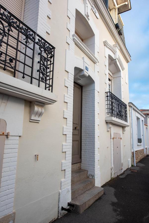 Ma Location Sablaise - Appart' Arago Apartman Les Sables-dʼOlonne Kültér fotó
